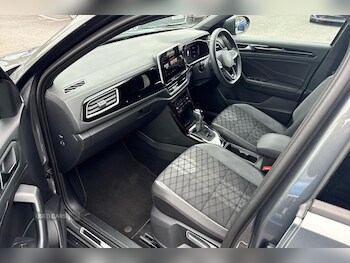 Used Volkswagen T-Roc 2024 for sale - 79088516: Photo