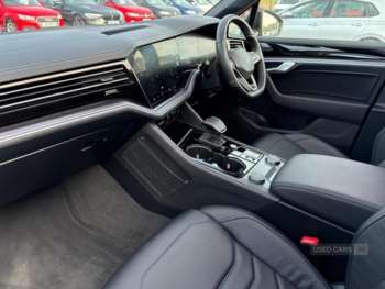 Used Volkswagen Touareg 2024 for sale - 74410220: Photo