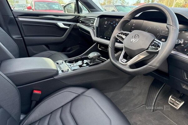 Used Volkswagen Touareg 2024 for sale - 74410220: Photo 6