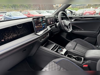 Used Volkswagen Tiguan 2024 for sale - 76500201: Photo