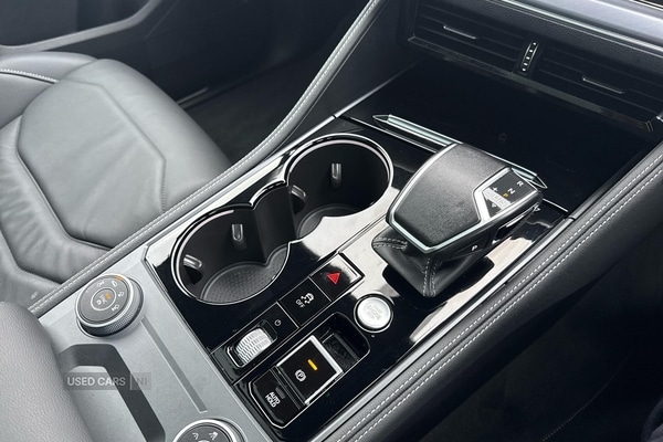 Used Volkswagen Touareg 2025 for sale - 76998742: Photo 10