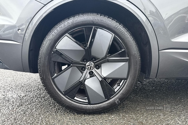 Used Volkswagen Touareg 2025 for sale - 76998742: Photo 5