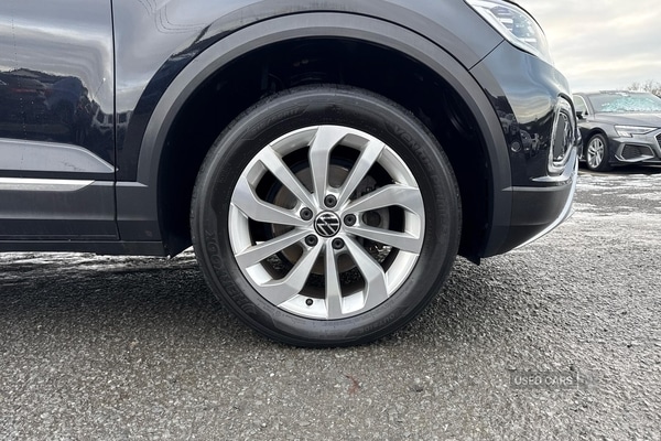 Used Volkswagen T-Roc 2024 for sale - 77156899: Photo 5