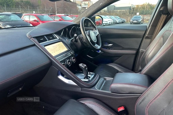 Used Jaguar E-Pace 2018 for sale - 73452045: Photo 2