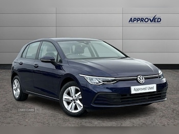 Volkswagen - Golf