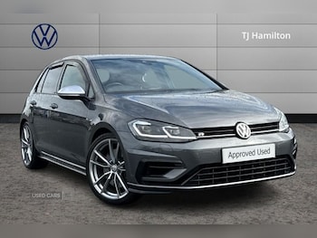 Volkswagen - Golf