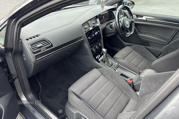 Used Volkswagen Golf 2020 for sale - 76551267: Photo 2