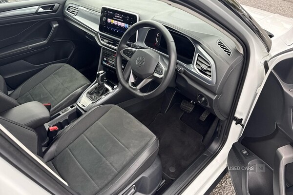 Used Volkswagen T-Roc 2024 for sale - 76899926: Photo 6