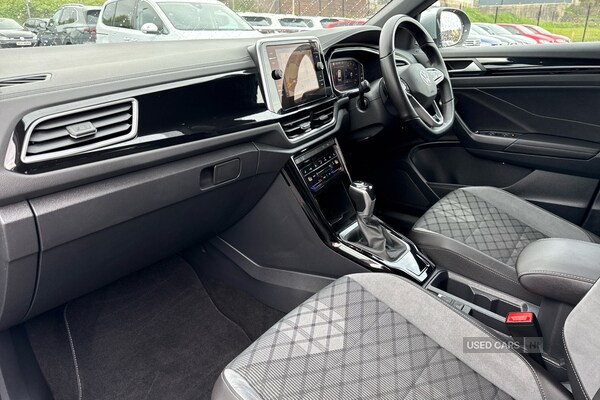 Used Volkswagen T-Roc 2022 for sale - 74714215: Photo 2