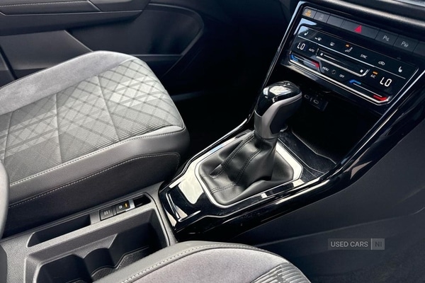 Used Volkswagen T-Roc 2024 for sale - 76110157: Photo 10