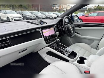 Used Porsche Macan 2024 for sale - 78261803: Photo