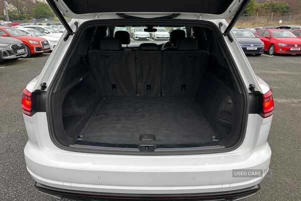Used Volkswagen Touareg 2019 for sale - 73776467: Photo 12