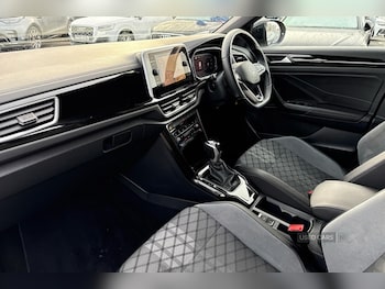 Used Volkswagen T-Roc 2022 for sale - 77599279: Photo