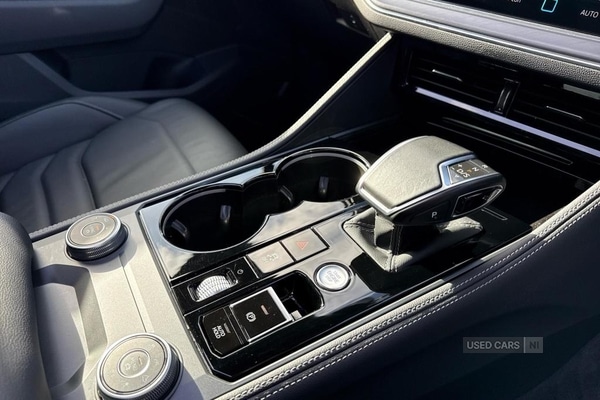Used Volkswagen Touareg 2025 for sale - 76372143: Photo 10