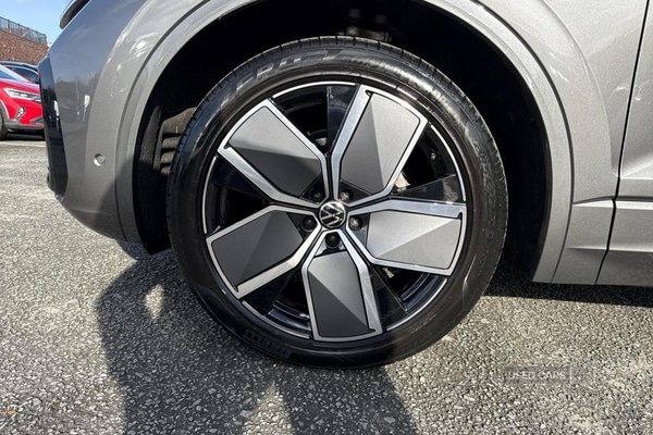 Used Volkswagen Touareg 2025 for sale - 76372143: Photo 5
