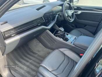 Used Volkswagen Touareg 2024 for sale - 74768790: Photo