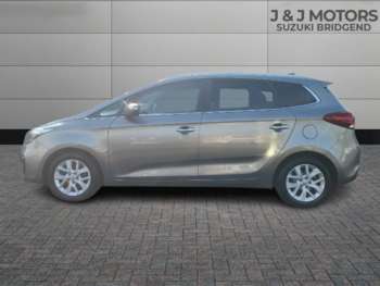 Used Kia Carens 2018 for sale - 73942102: Photo