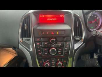 Used Vauxhall Astra 2012 for sale - 74946107: Photo