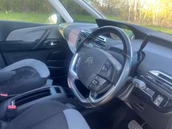 Used Citroen C4 Picasso 2016 for sale - 74911847: Photo