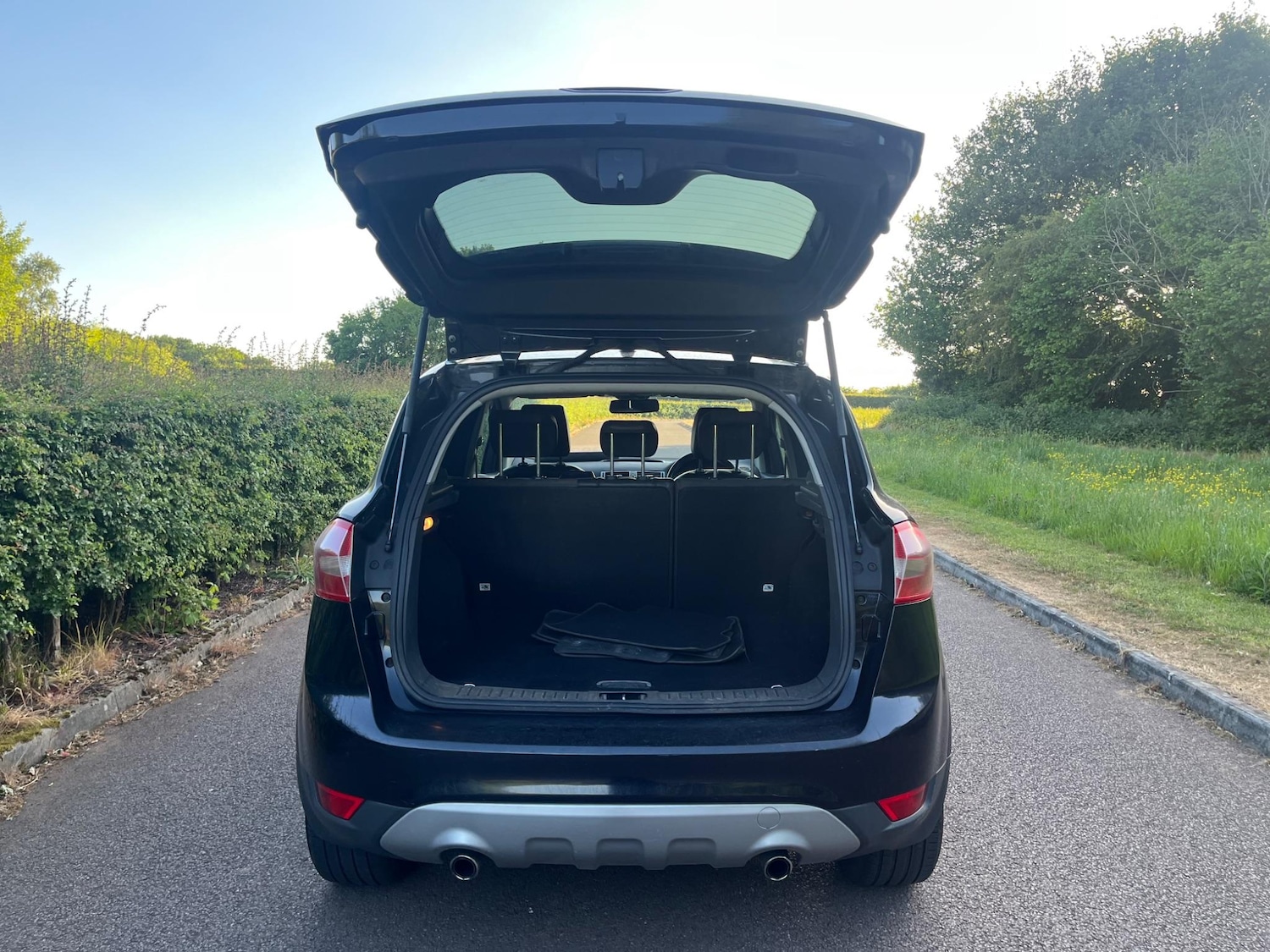 Vehicle 28