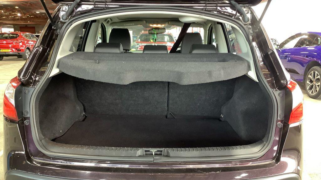 Used Nissan Qashqai 2013 for sale - 76440969: Photo 6