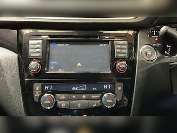 Used Nissan Qashqai 2015 for sale - 76214044: Photo 3
