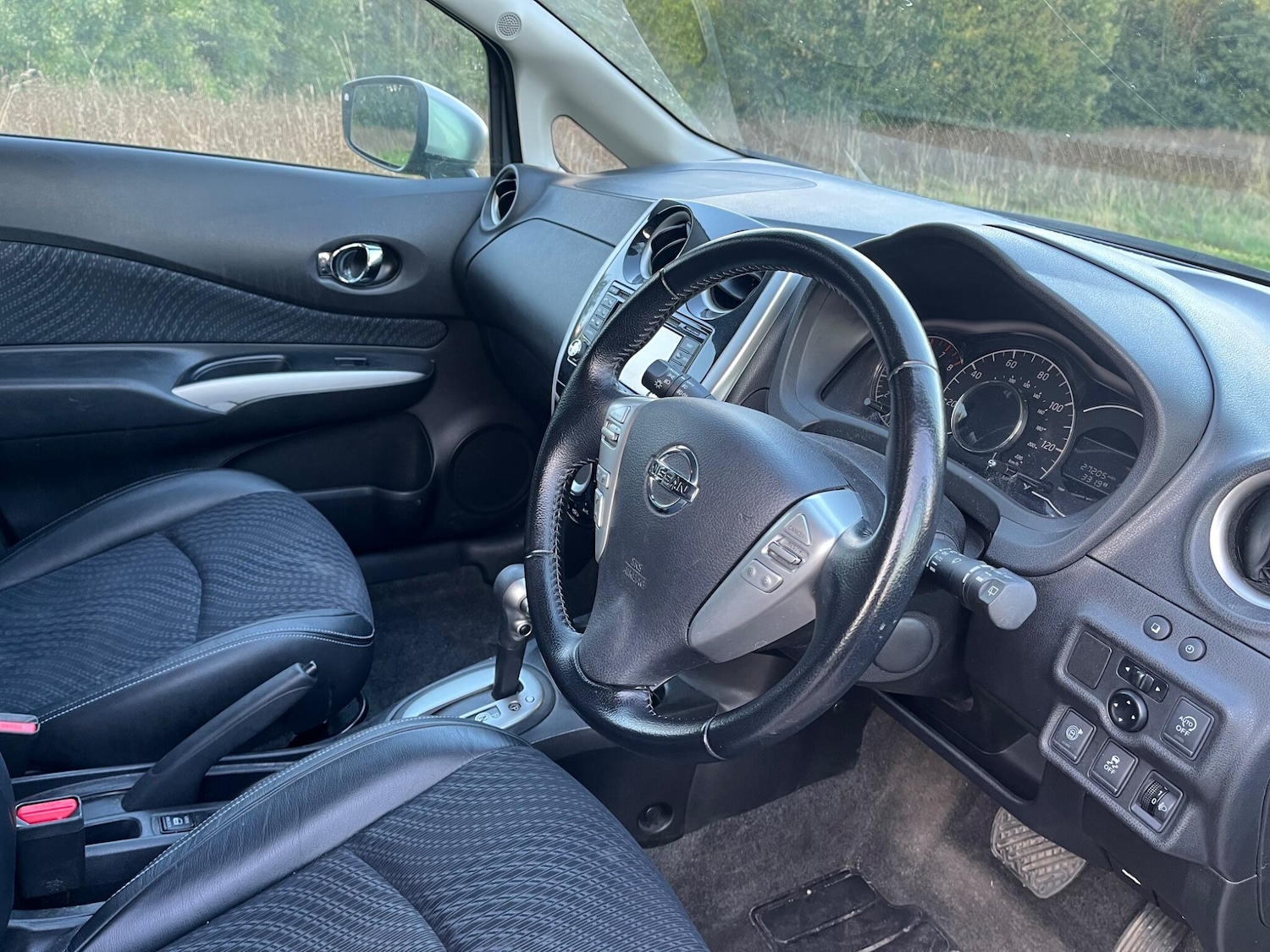 Used Nissan Note 2014 for sale - 75051690: Photo 25