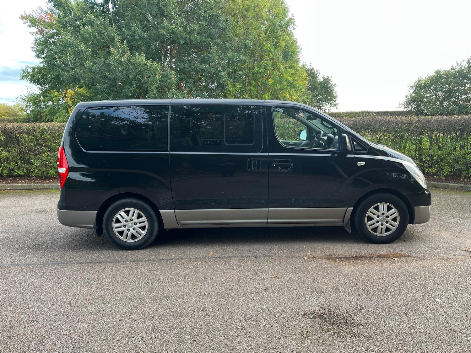 Used Hyundai i800 2016 for sale - 76240270: Photo 14