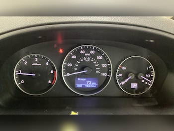 Used Hyundai i800 2016 for sale - 76240270: Photo 3
