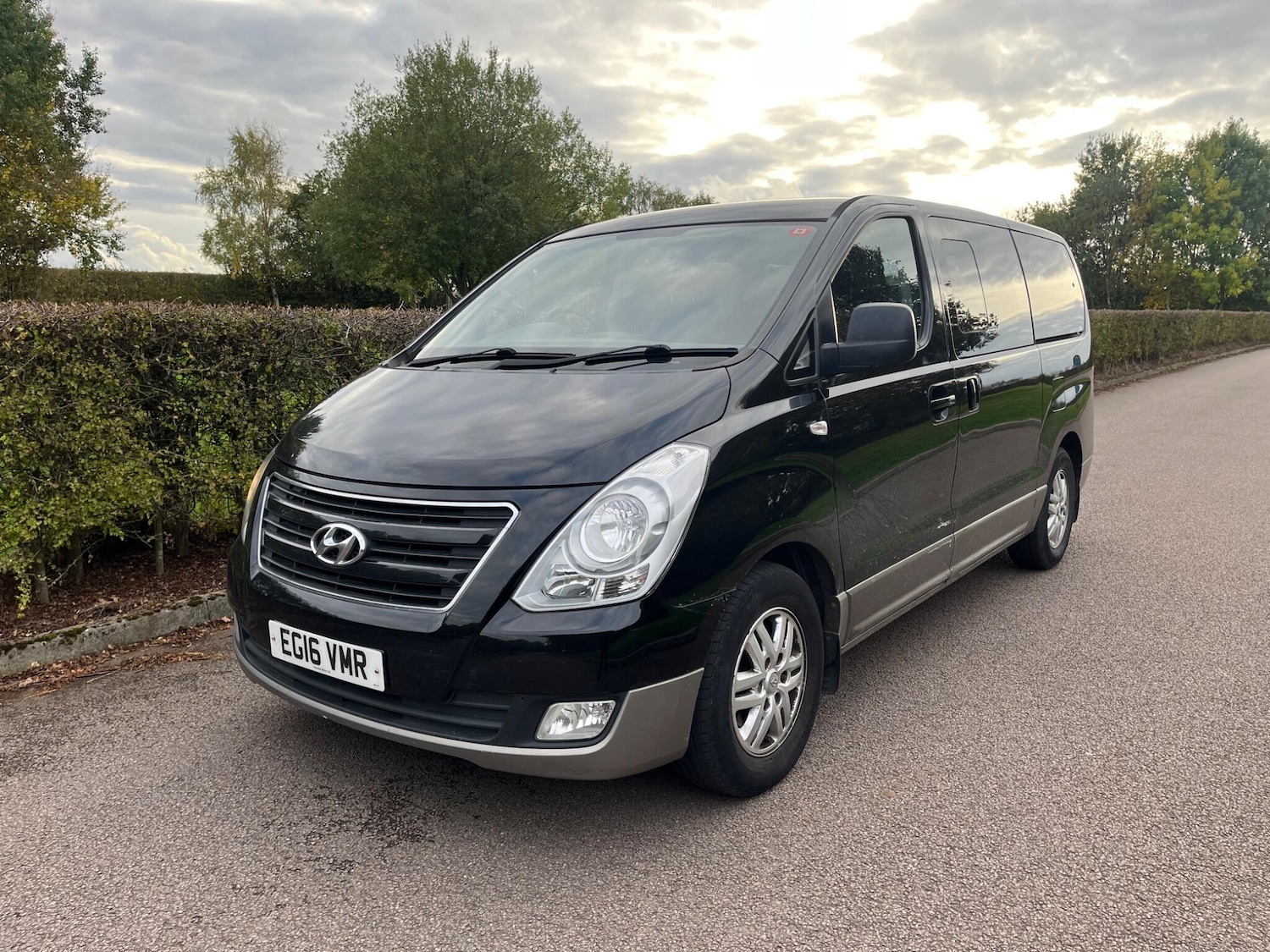 Used Hyundai i800 2016 for sale - 76240270: Photo 6