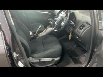 Used Toyota Auris 2009 for sale - 75051473: Photo