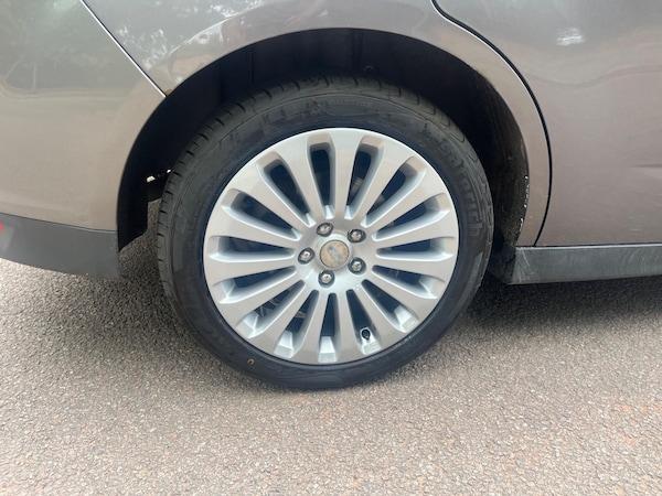 Used Ford Grand C-Max 2014 for sale - 74911843: Photo 40