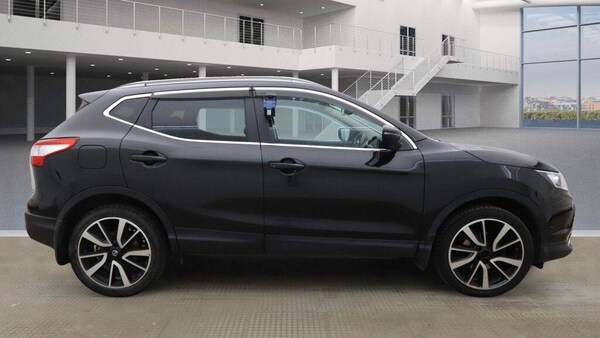 Used Nissan Qashqai 2016 for sale - 76239696: Photo 9