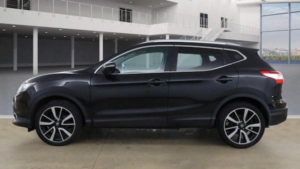 Used Nissan Qashqai 2014 for sale - 76239705: Photo 11