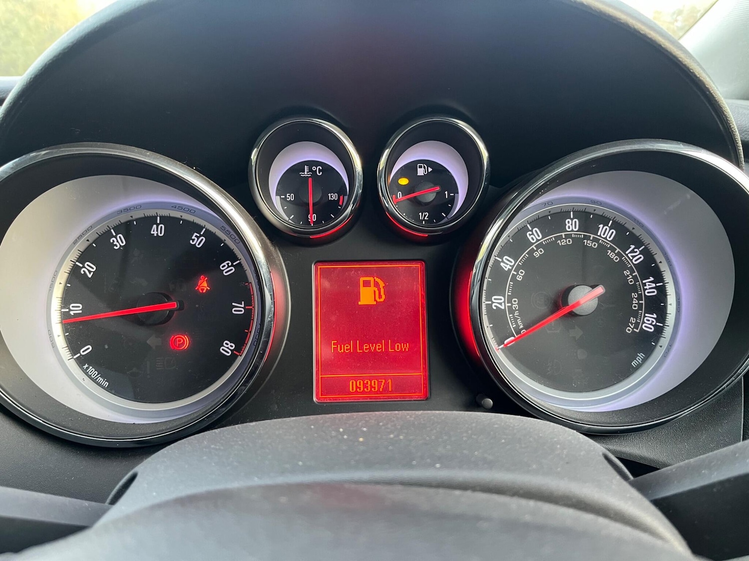 Used Vauxhall Astra 2010 for sale - 76446650: Photo 2