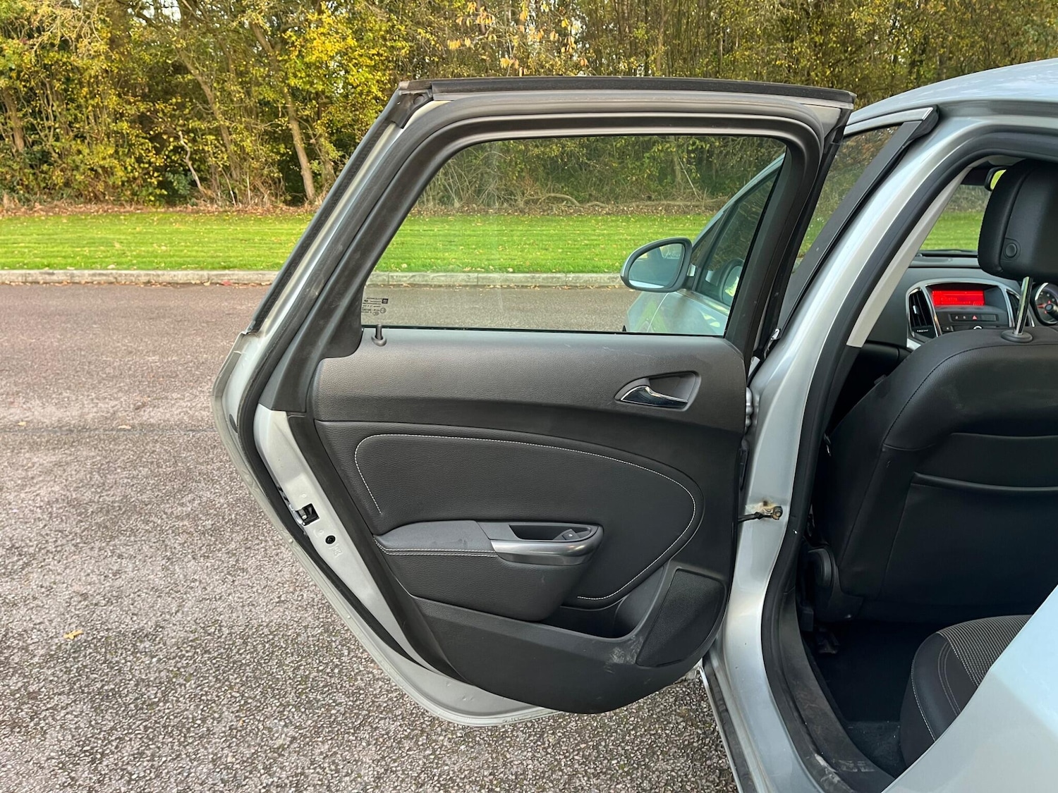 Used Vauxhall Astra 2010 for sale - 76446650: Photo 21