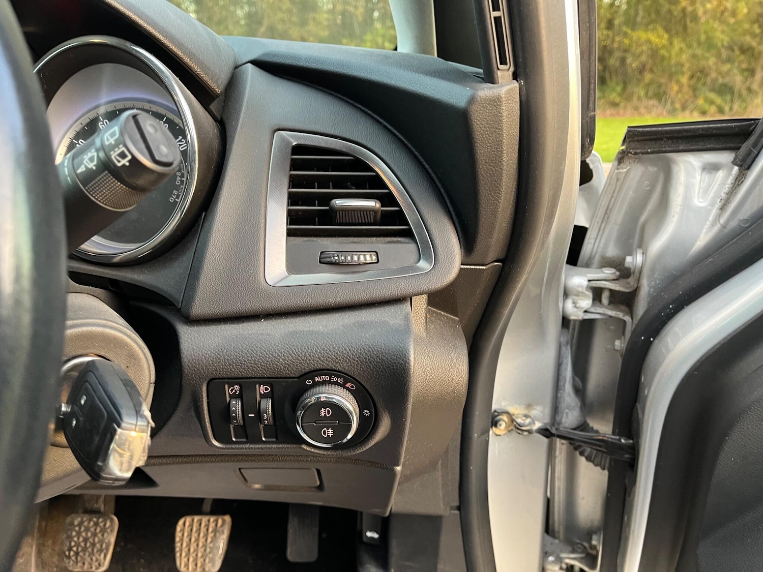 Used Vauxhall Astra 2010 for sale - 76446650: Photo 22