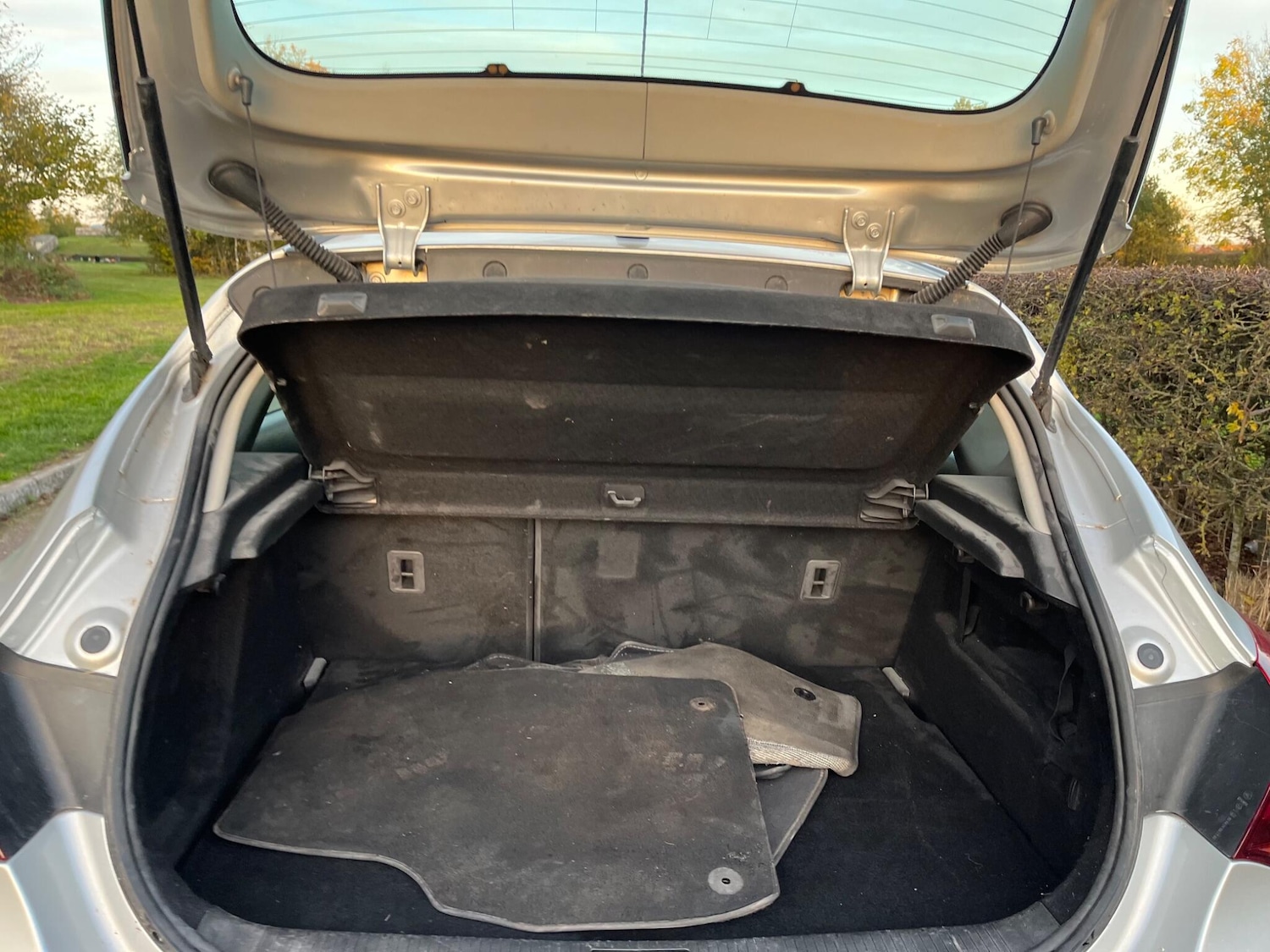 Used Vauxhall Astra 2010 for sale - 76446650: Photo 23