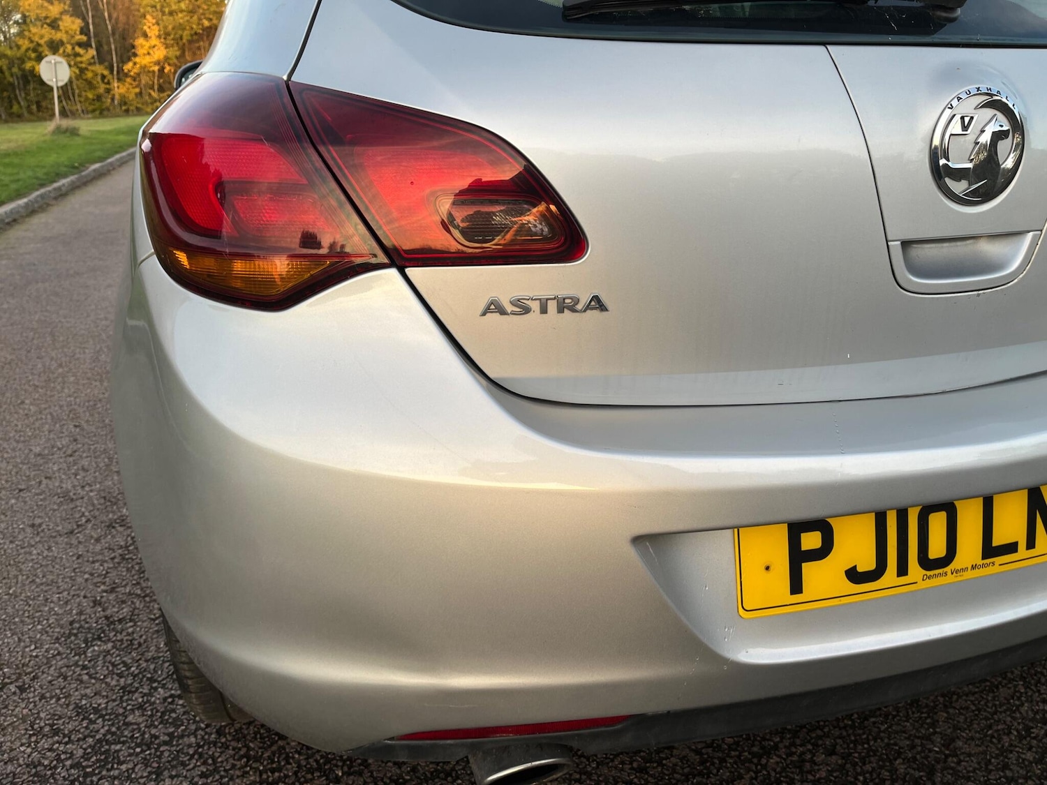 Used Vauxhall Astra 2010 for sale - 76446650: Photo 30