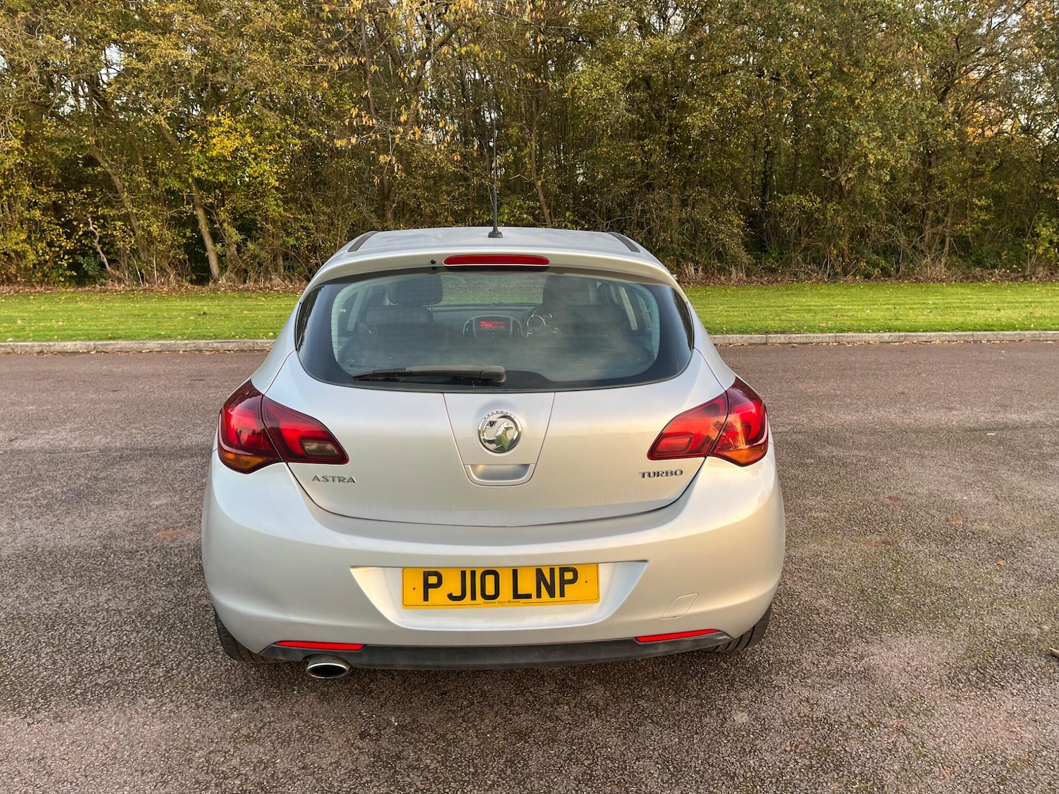 Used Vauxhall Astra 2010 for sale - 76446650: Photo 42