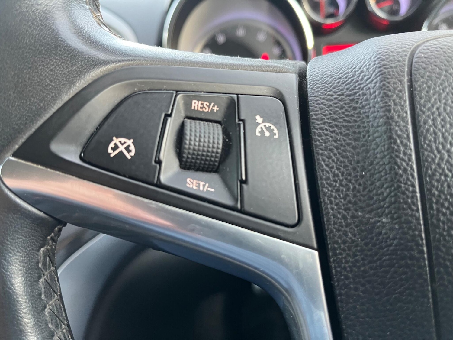 Used Vauxhall Astra 2010 for sale - 76446650: Photo 5