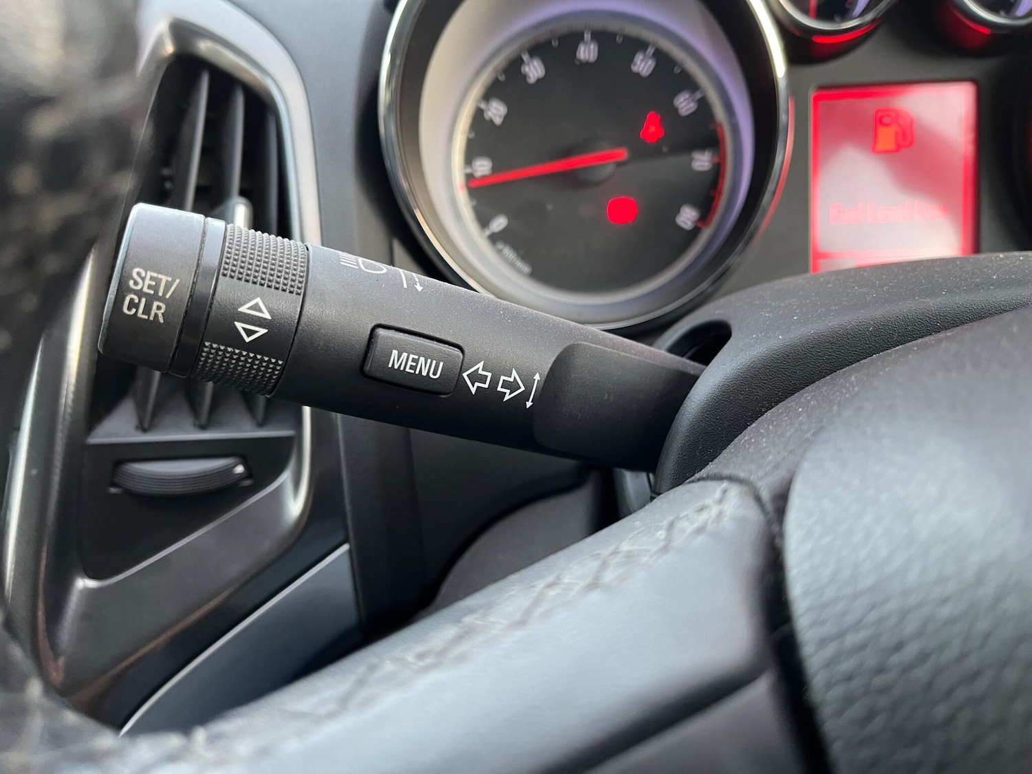 Used Vauxhall Astra 2010 for sale - 76446650: Photo 6