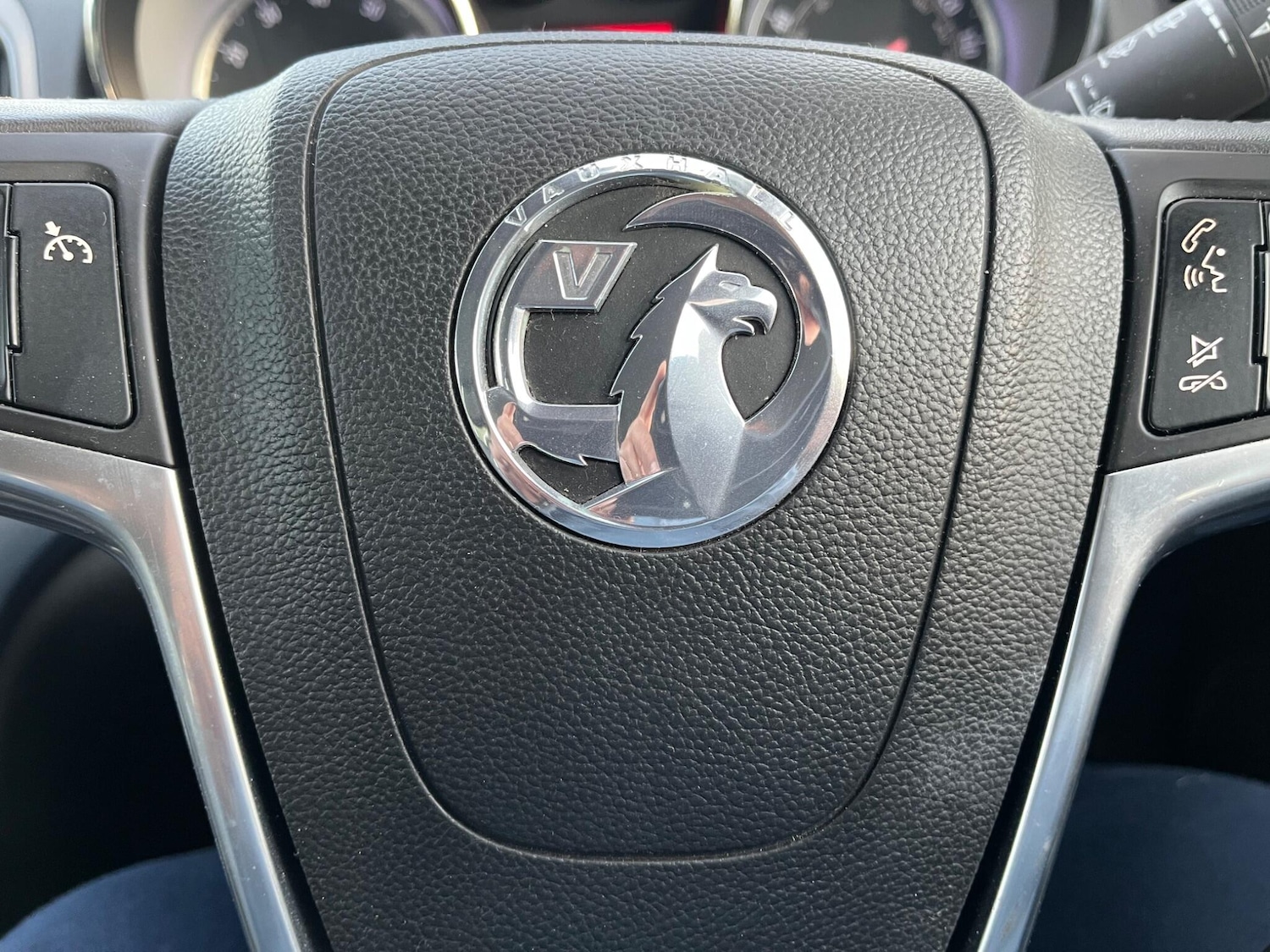 Used Vauxhall Astra 2010 for sale - 76446650: Photo 7