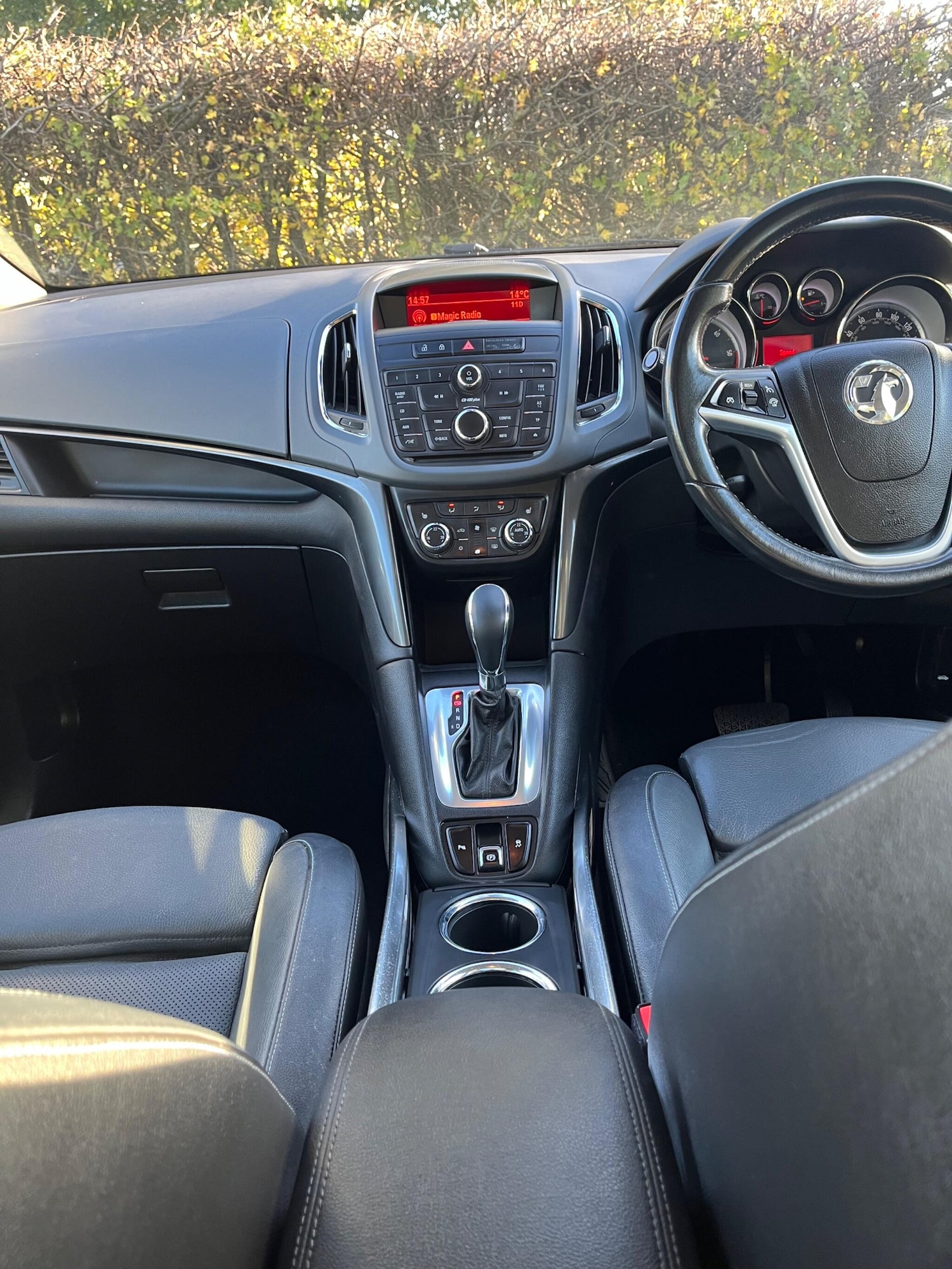 Used Vauxhall Zafira Tourer 2013 for sale - 76001233: Photo 13