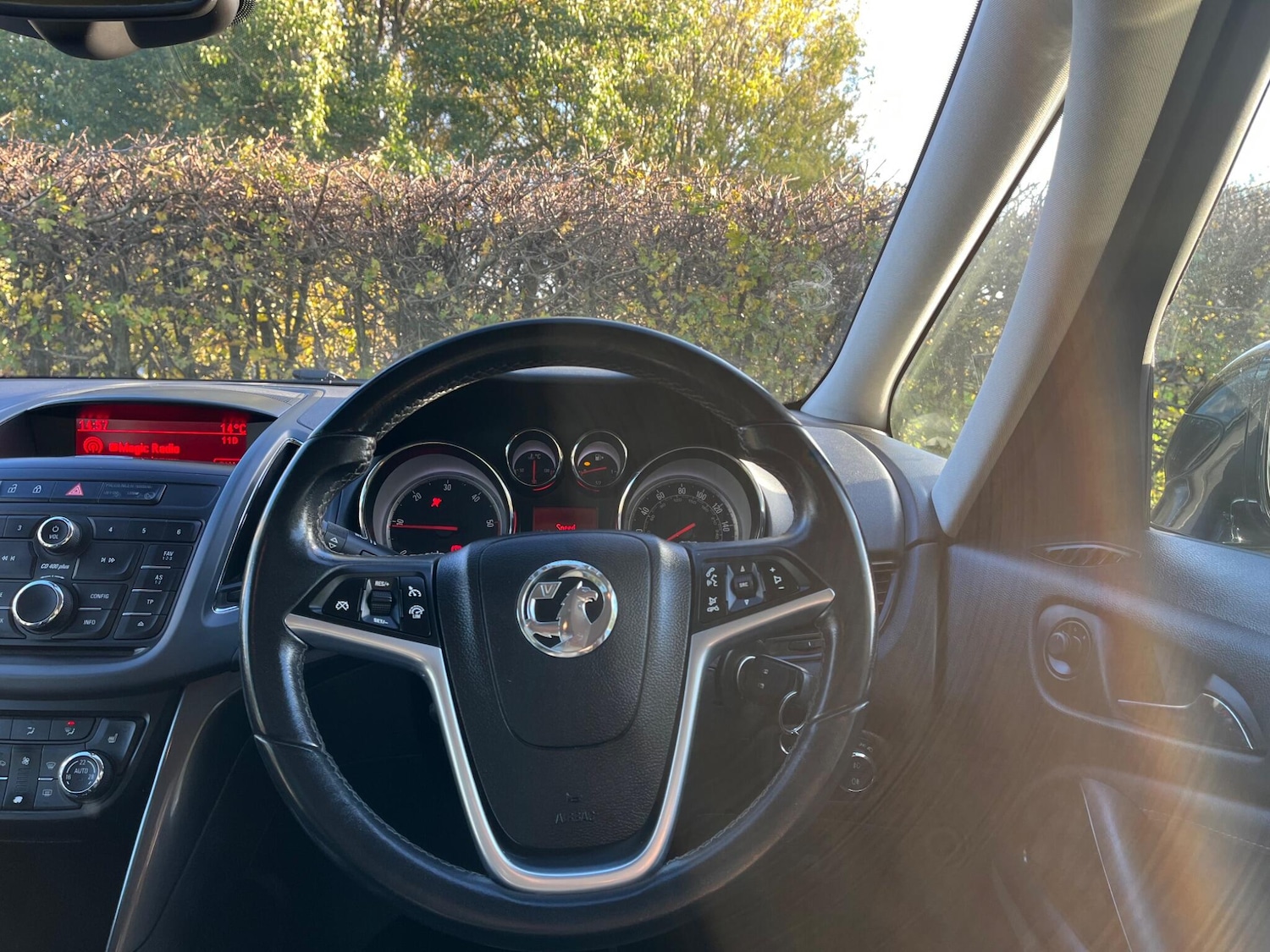 Used Vauxhall Zafira Tourer 2013 for sale - 76001233: Photo 14