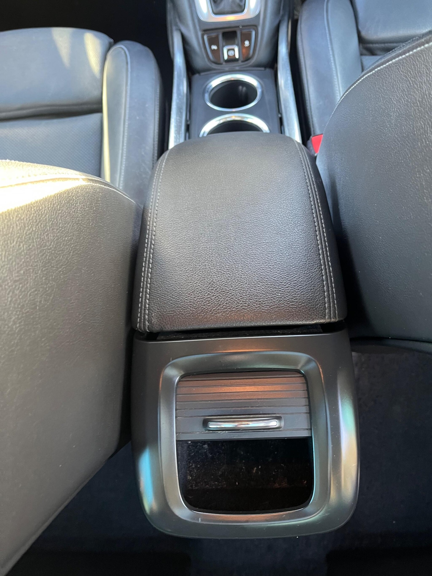 Used Vauxhall Zafira Tourer 2013 for sale - 76001233: Photo 16