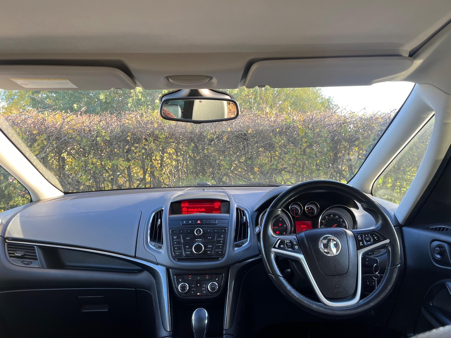 Used Vauxhall Zafira Tourer 2013 for sale - 76001233: Photo 17