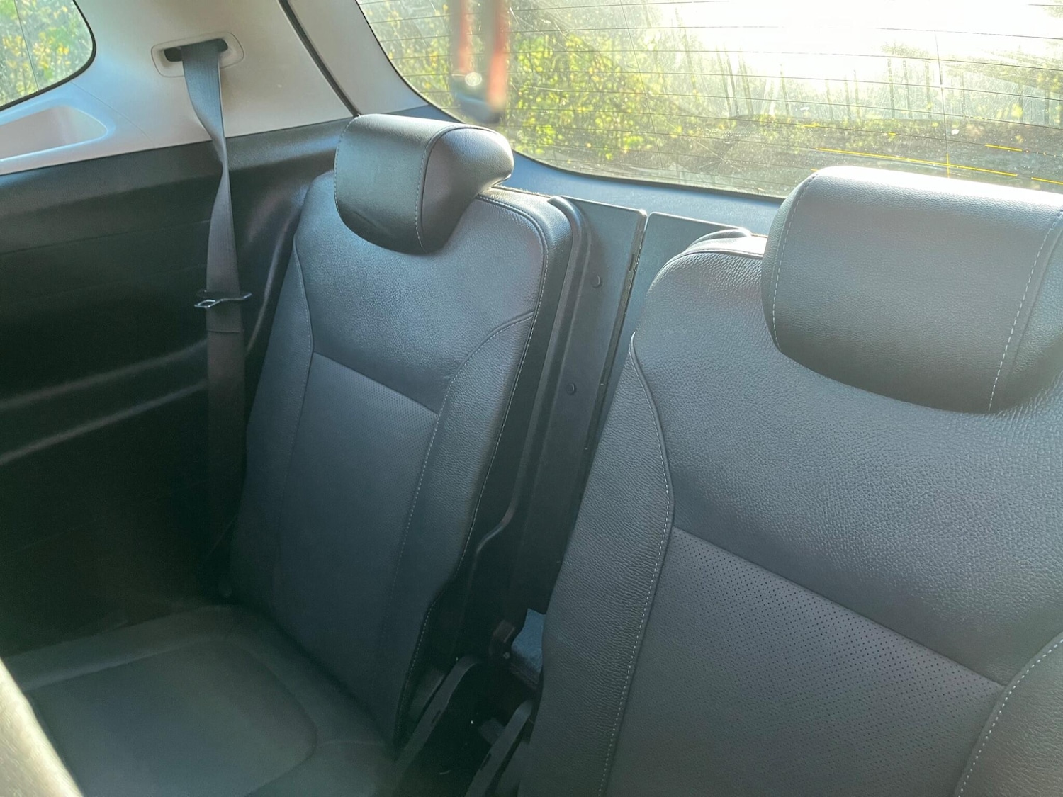 Used Vauxhall Zafira Tourer 2013 for sale - 76001233: Photo 18