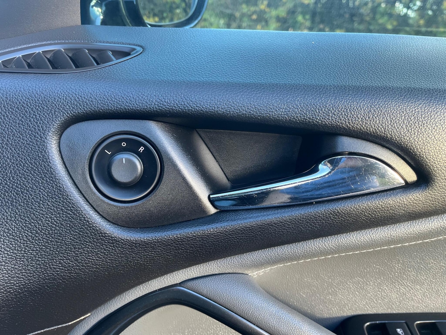 Used Vauxhall Zafira Tourer 2013 for sale - 76001233: Photo 23