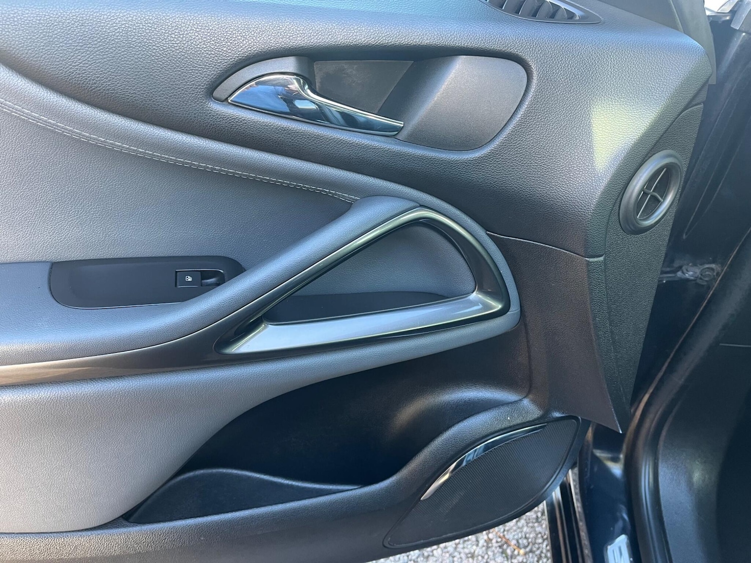 Used Vauxhall Zafira Tourer 2013 for sale - 76001233: Photo 28